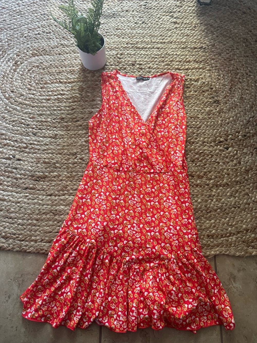 SLEEVELESS FLORAL MINI DRESS